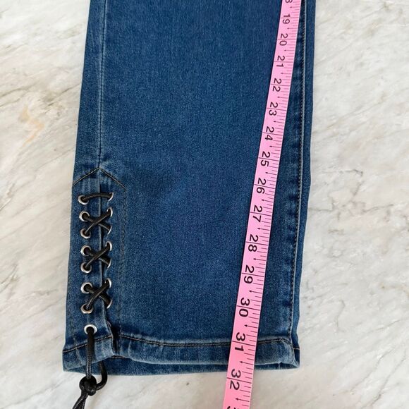 DG2 by Diane Gilman Laced Hem Skinny Jeans size 20WT NWT - Picture 6 of 6